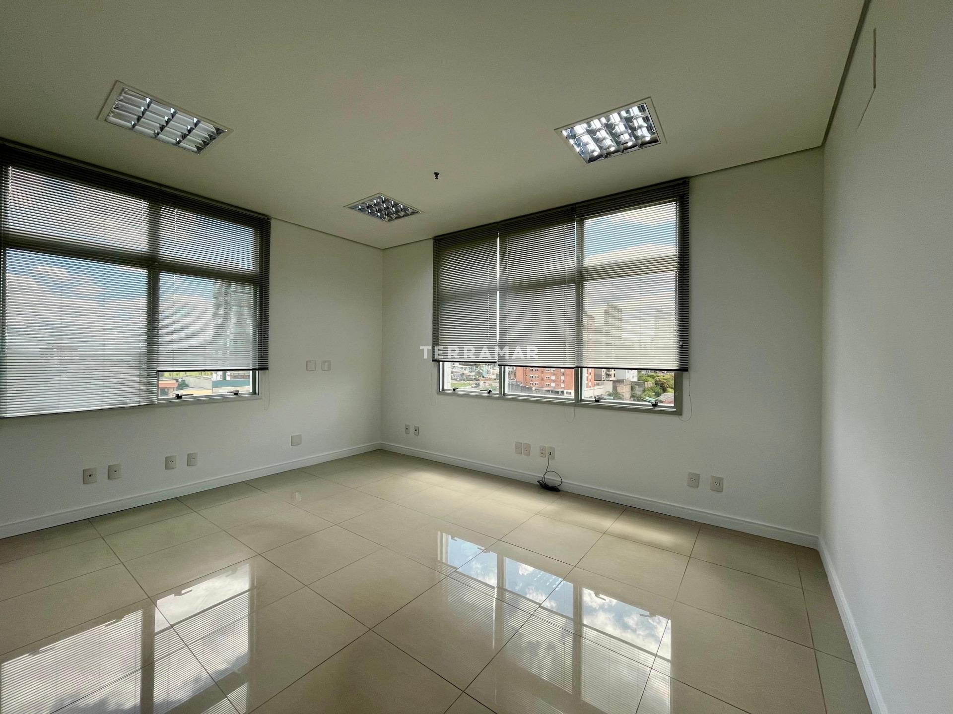 Sala comercial para aluguel no Jardim Mauá:
