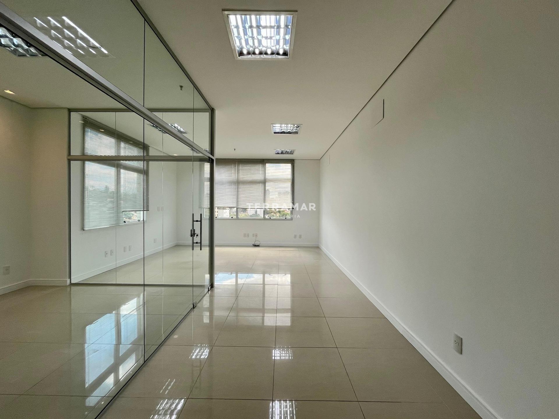 Sala comercial para aluguel no Jardim Mauá: 