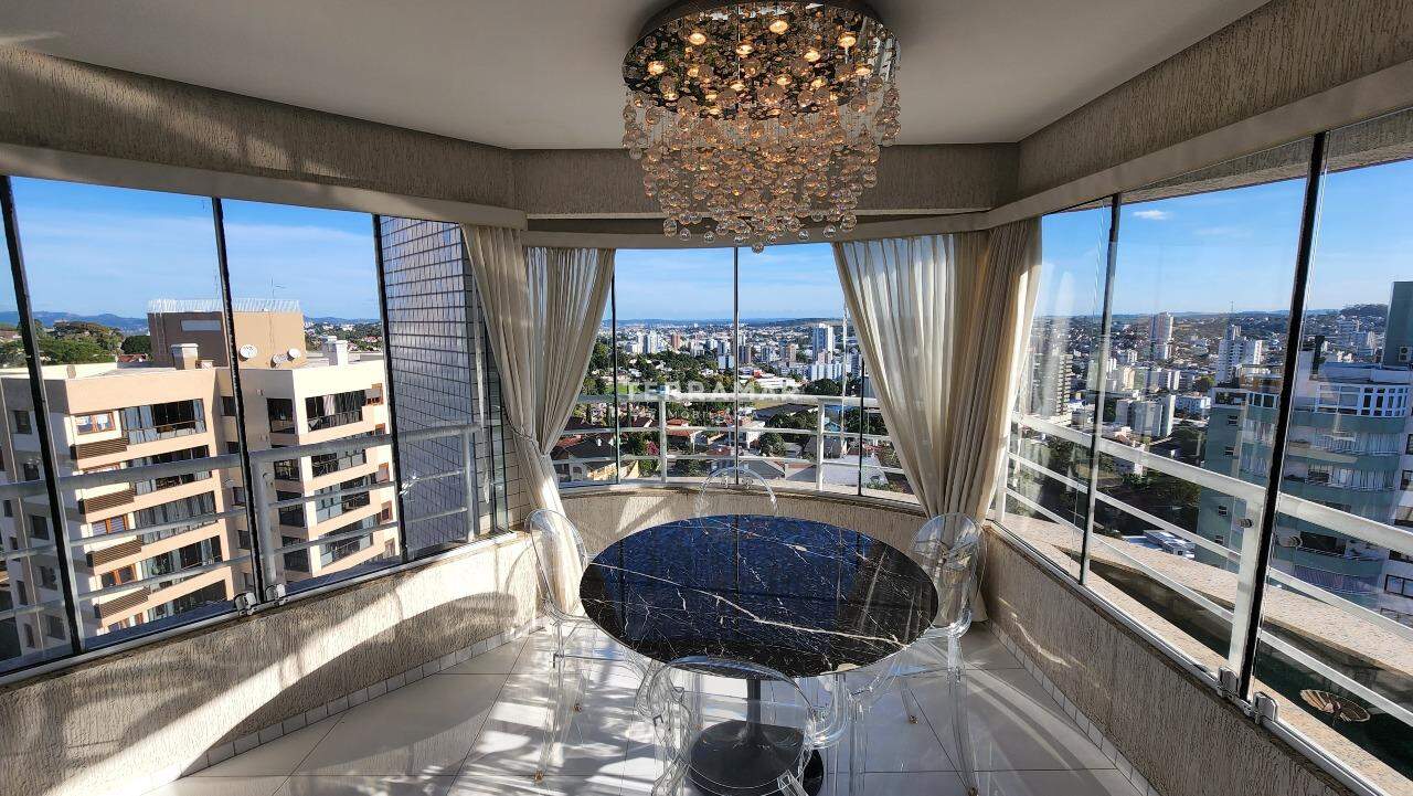 Apartamento para aluguel no Centro: 
