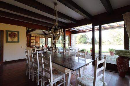 Sítio à venda no Quebra Frascos: Sala de Jantar