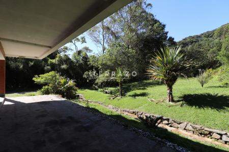 Casa em Condomínio à venda no Comary: 