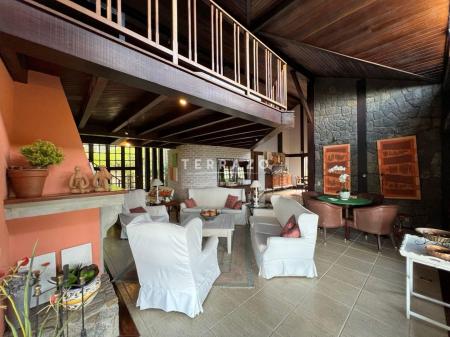 Casa à venda no Itaipava: 