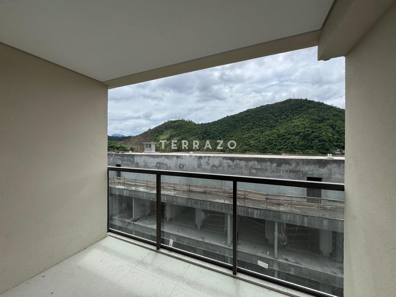 Apartamento à venda no Itaipava: 