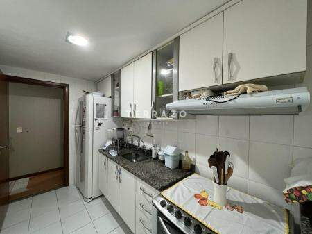 Apartamento à venda no Várzea: 