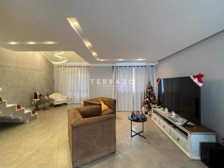 Casa em Condomínio à venda no Bom Retiro: 