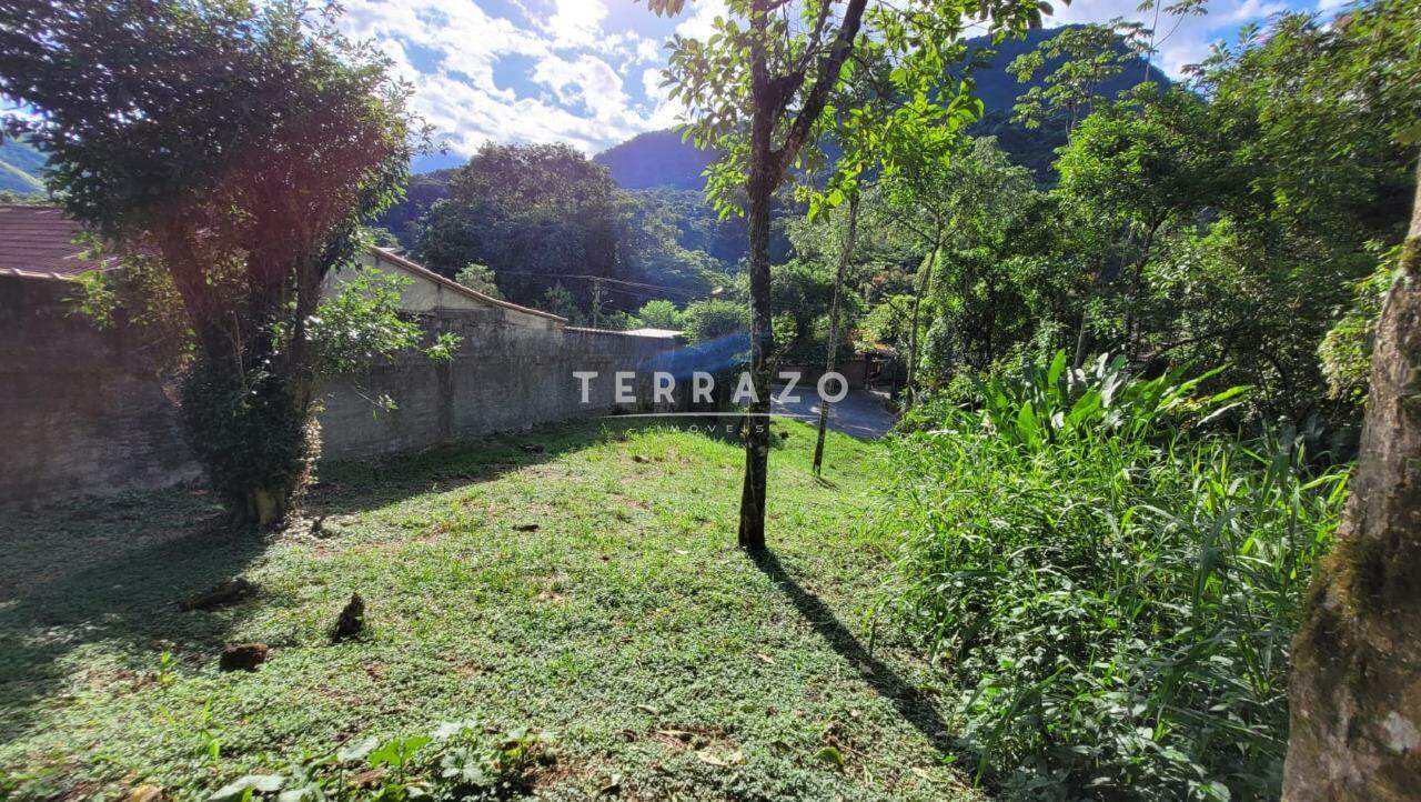 Terreno à venda no Caneca Fina: 