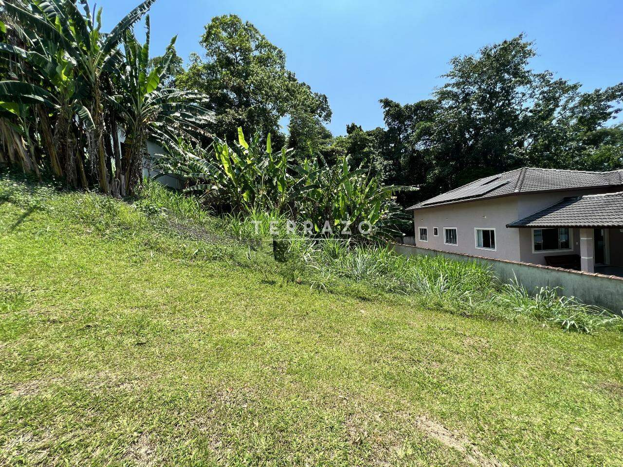 Terreno em Condomínio à venda no Caneca Fina: 
