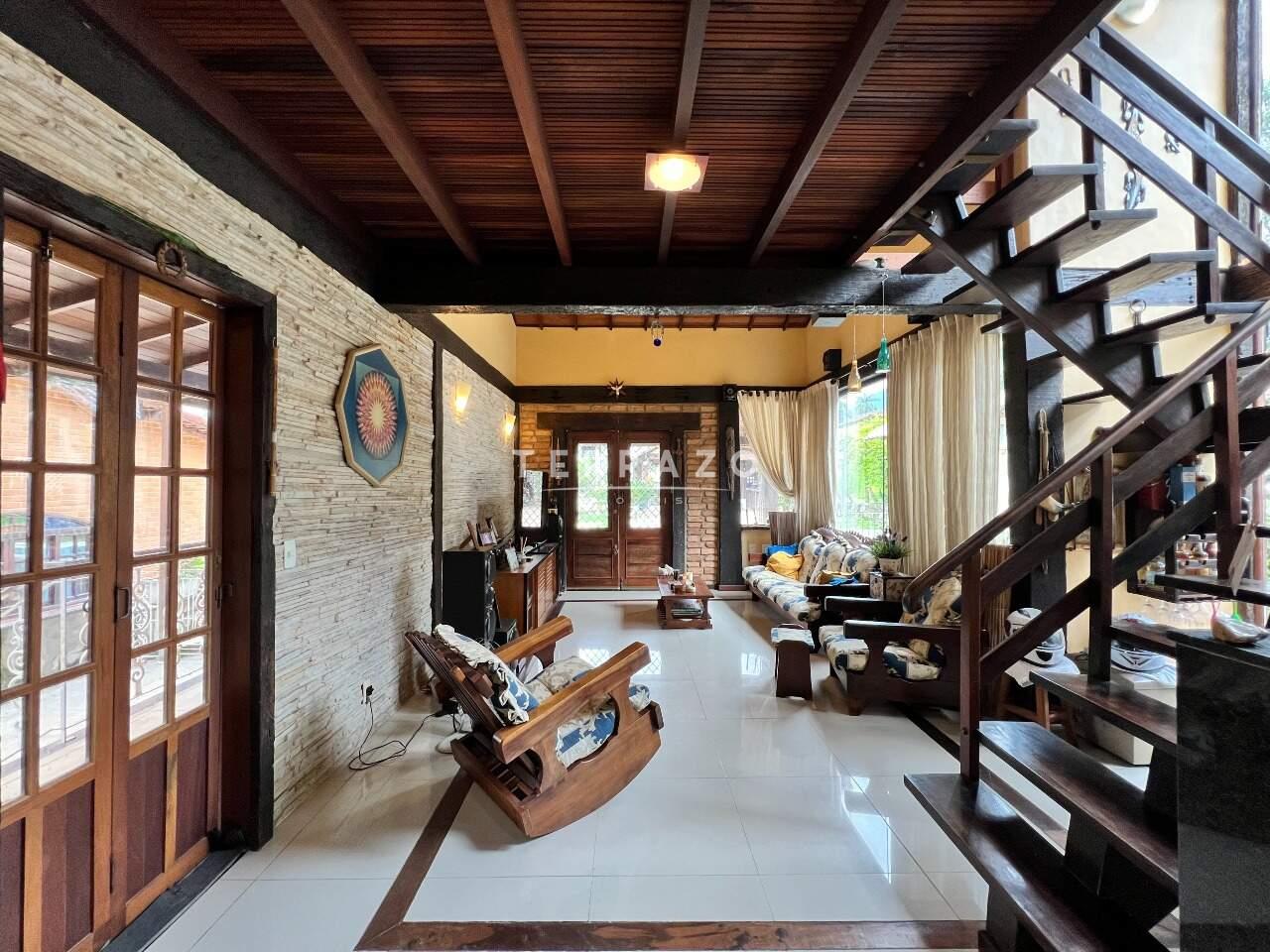 Casa em Condomínio à venda no Limoeiro: 