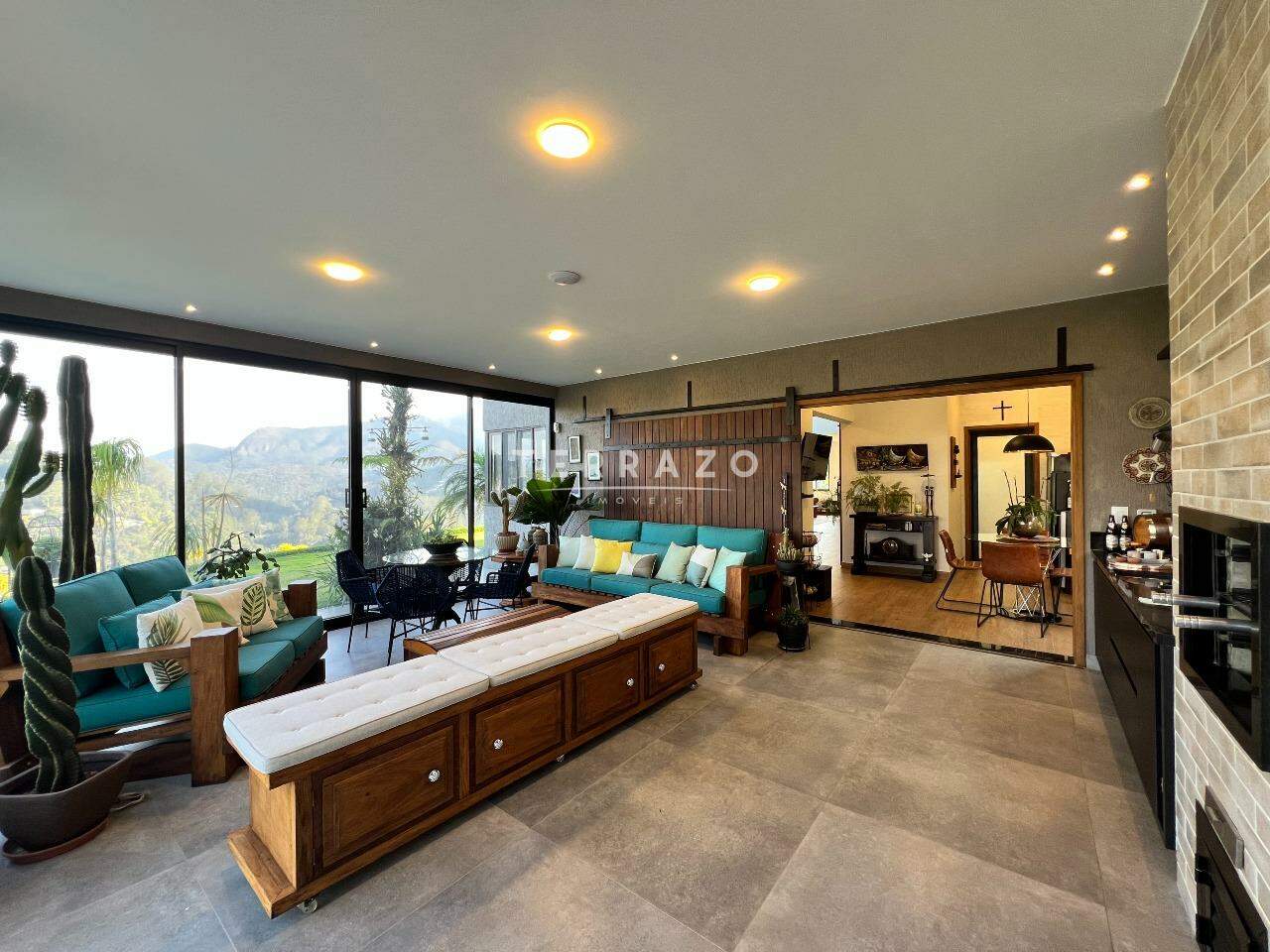 Casa em Condomínio à venda no Parque do Imbui: 