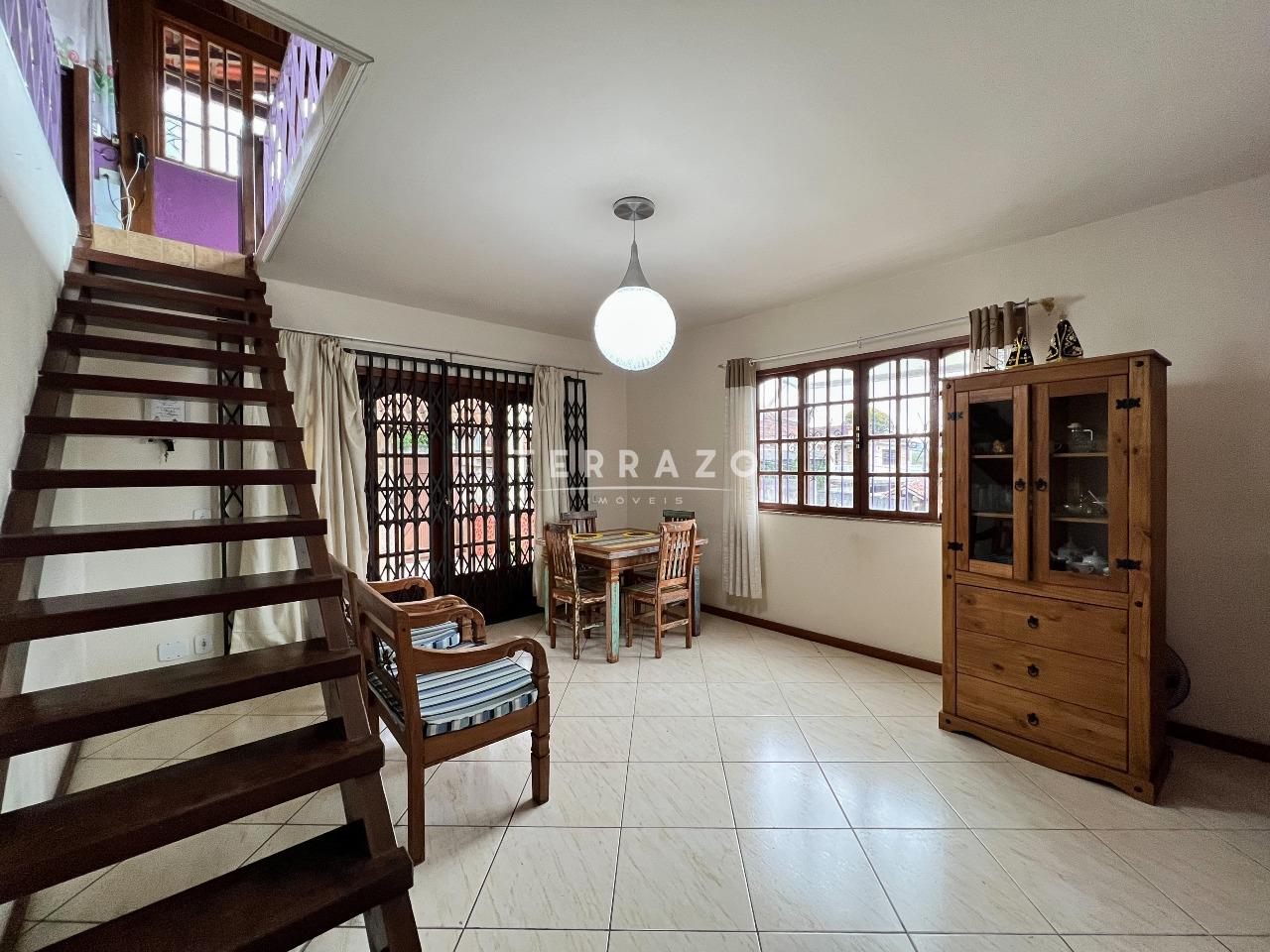 Casa à venda no Vale do Paraíso: 