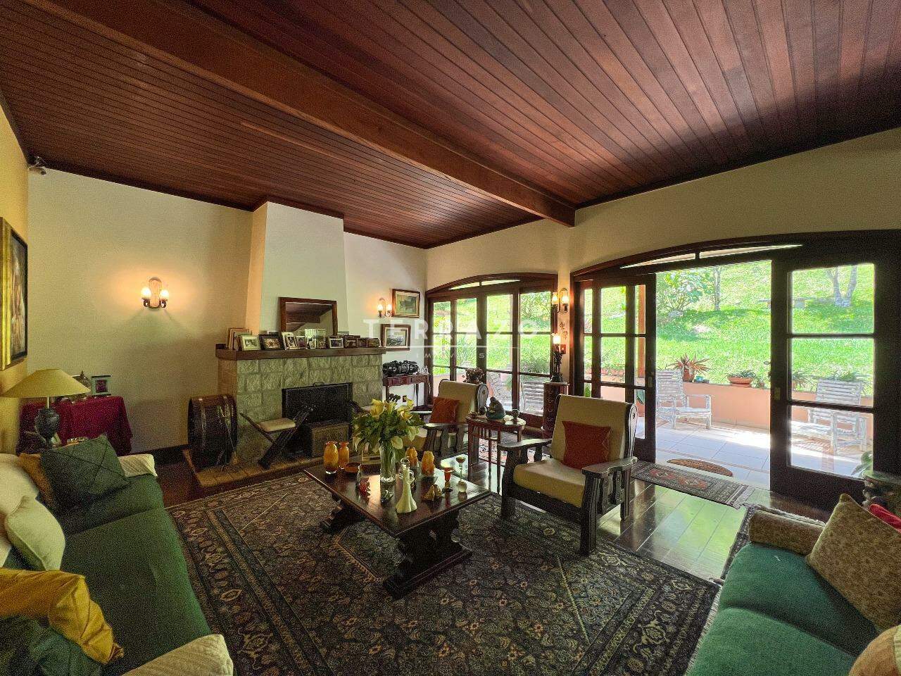 Casa em Condomínio à venda no Carlos Guinle: 