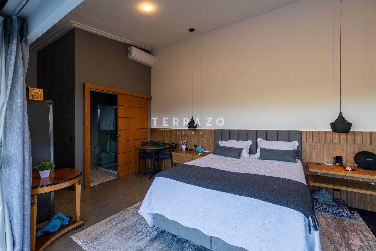 Casa em Condomínio à venda no Albuquerque: 