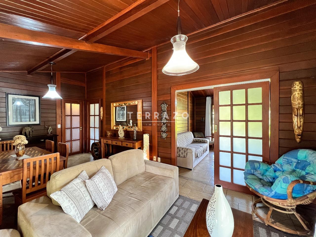 Casa em Condomínio à venda no Vargem Grande: 