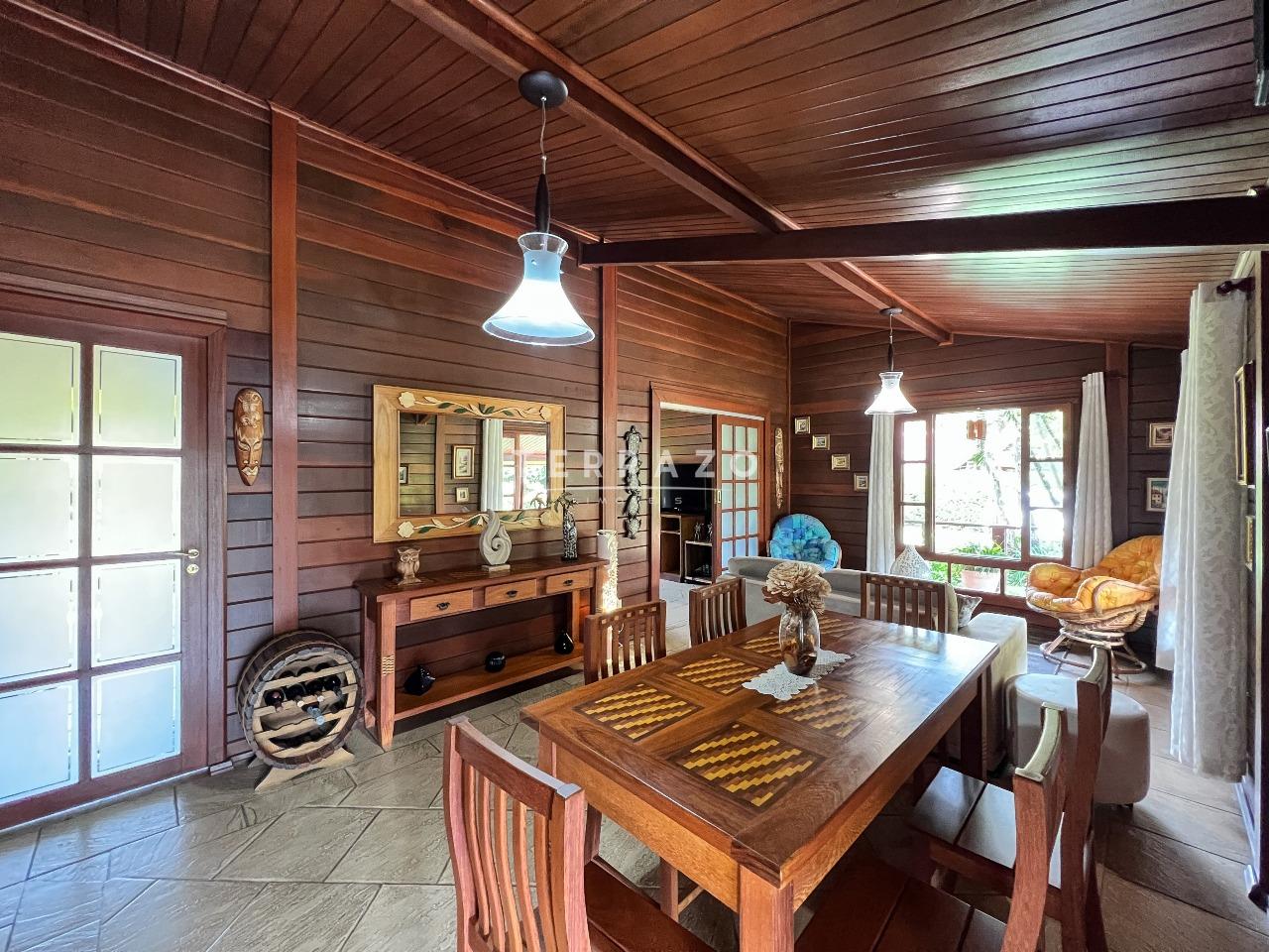 Casa em Condomínio à venda no Vargem Grande: 