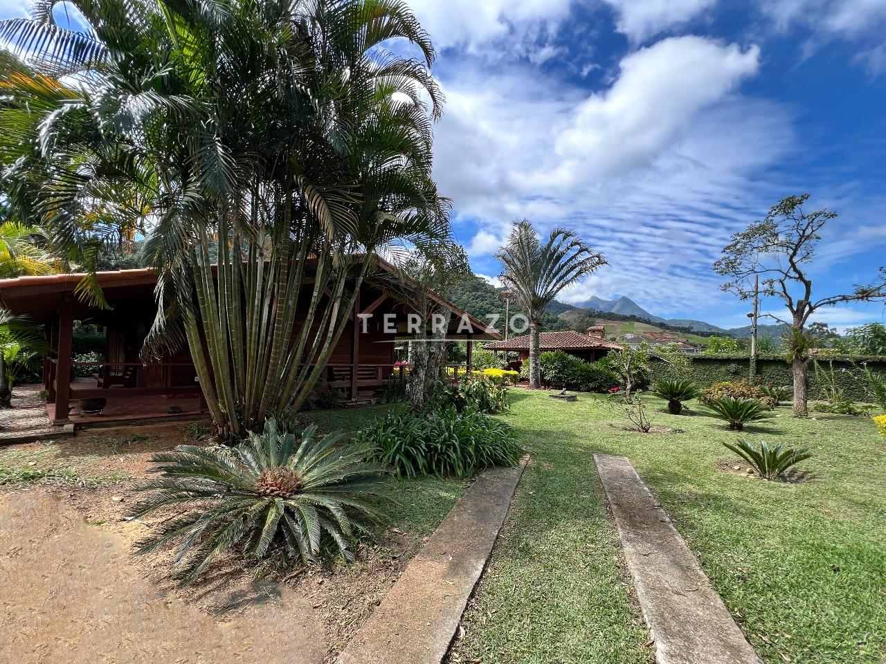 Casa em Condomínio à venda no Vargem Grande: 