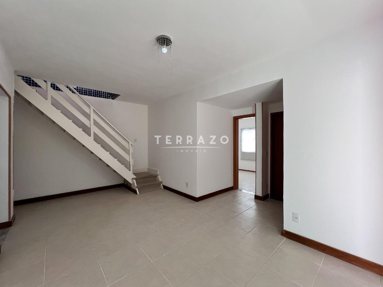 Apartamento à venda no Pimenteiras: 