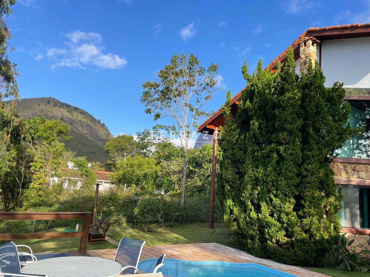 Casa em Condomínio à venda no Itaipava: 