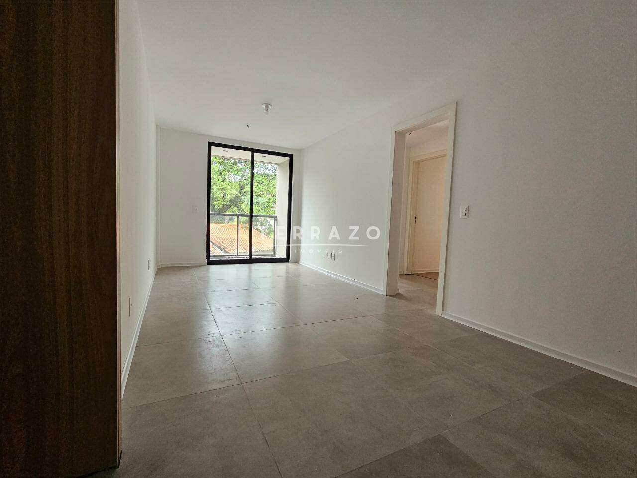 Apartamento para aluguel no Agriões: 