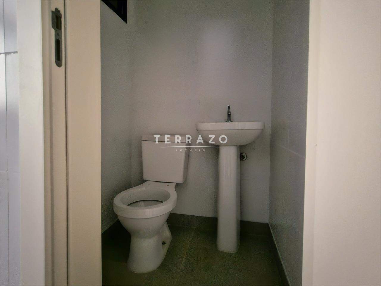 Apartamento para aluguel no Agriões: 