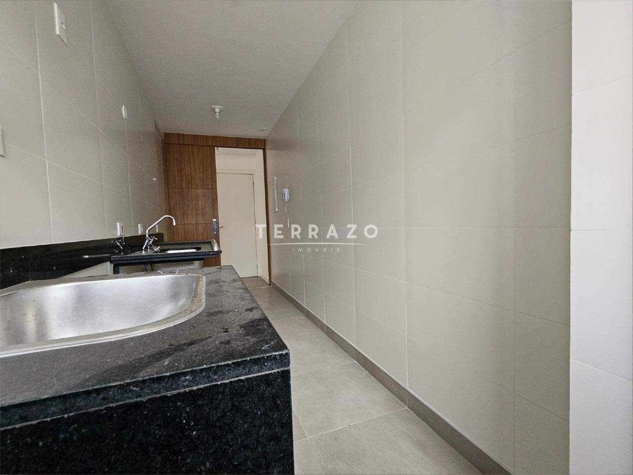 Apartamento para aluguel no Agriões: 