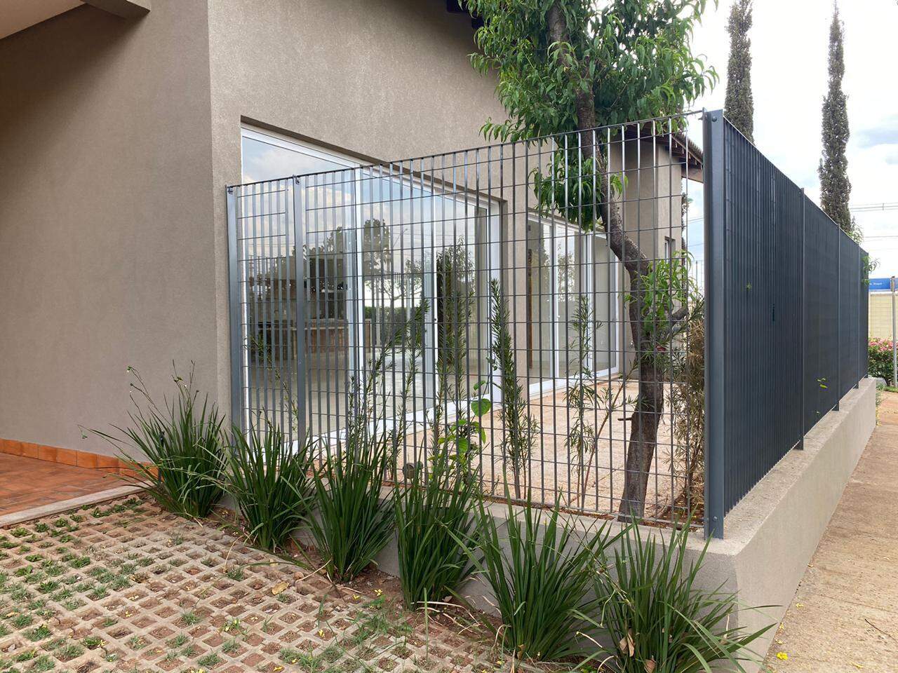 Casa de Condomínio com 5 quartos à venda, 426m² — foto 2 de 11