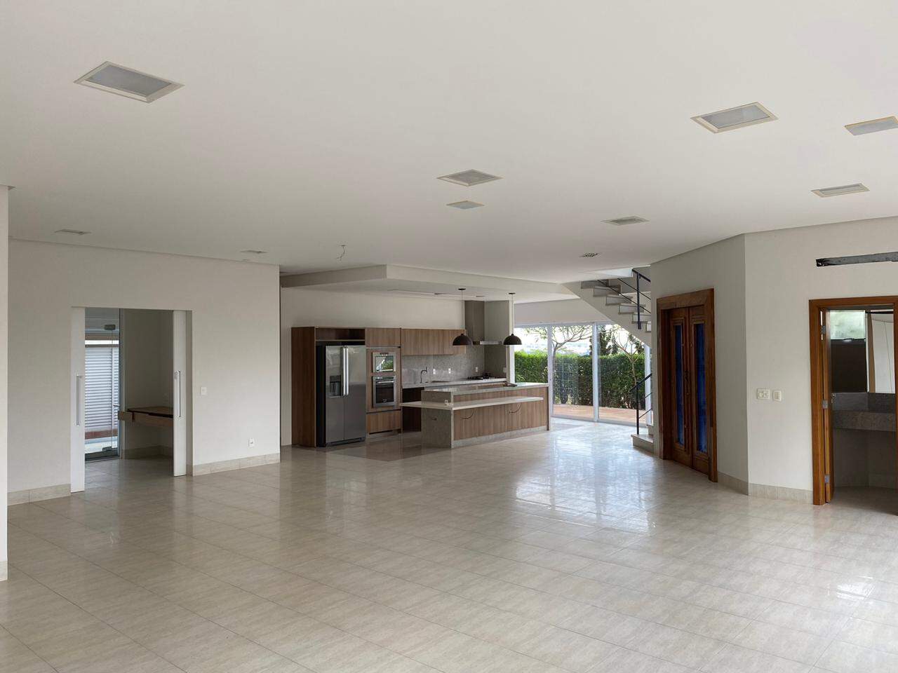 Casa de Condomínio com 5 quartos à venda, 426m² — foto 4 de 11