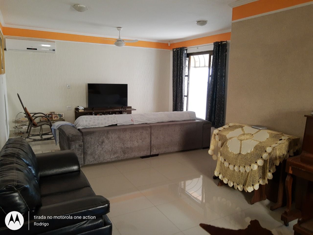 Casa com 3 quartos à venda, 240m² — foto 4 de 19