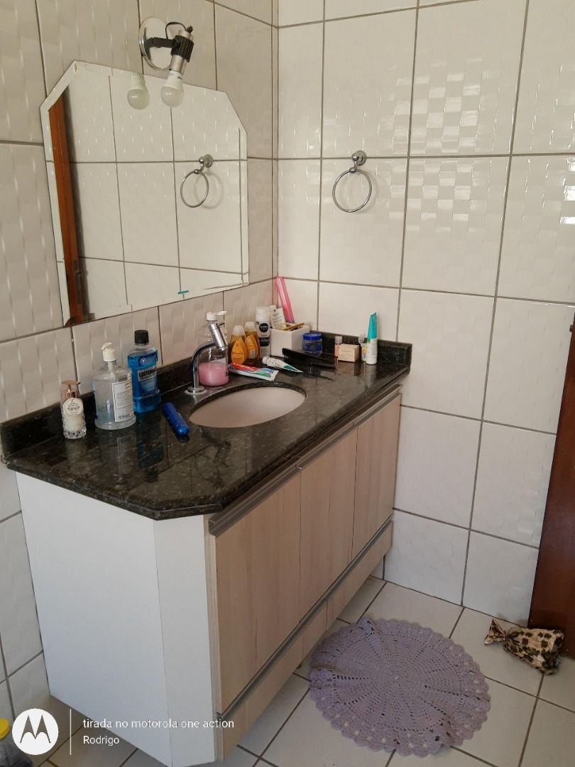 Casa com 3 quartos à venda, 240m² — foto 12 de 19