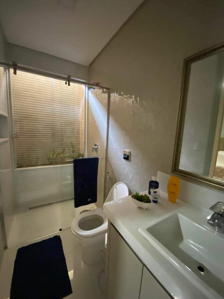 Casa de Condomínio com 4 quartos à venda, 302m² — foto 16 de 25