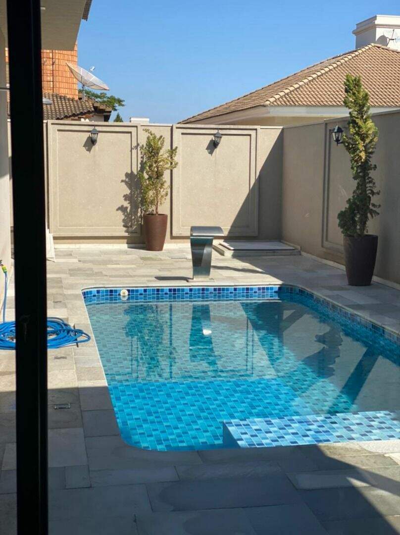 Casa de Condomínio com 4 quartos à venda, 302m² — foto 21 de 25