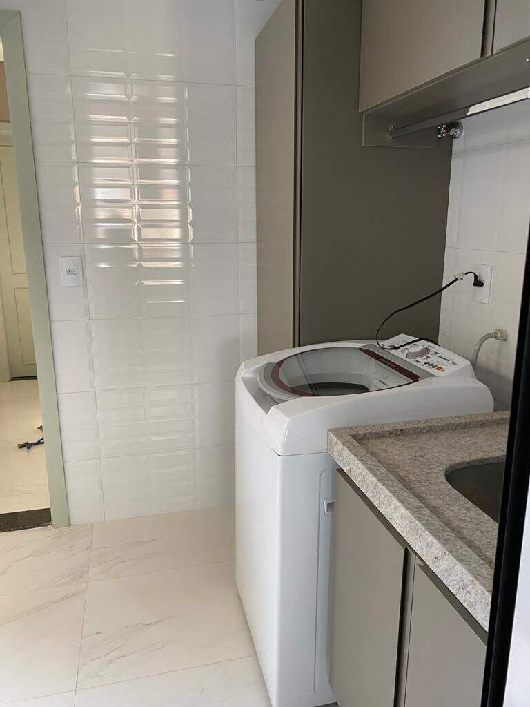 Casa de Condomínio com 4 quartos à venda, 302m² — foto 25 de 25