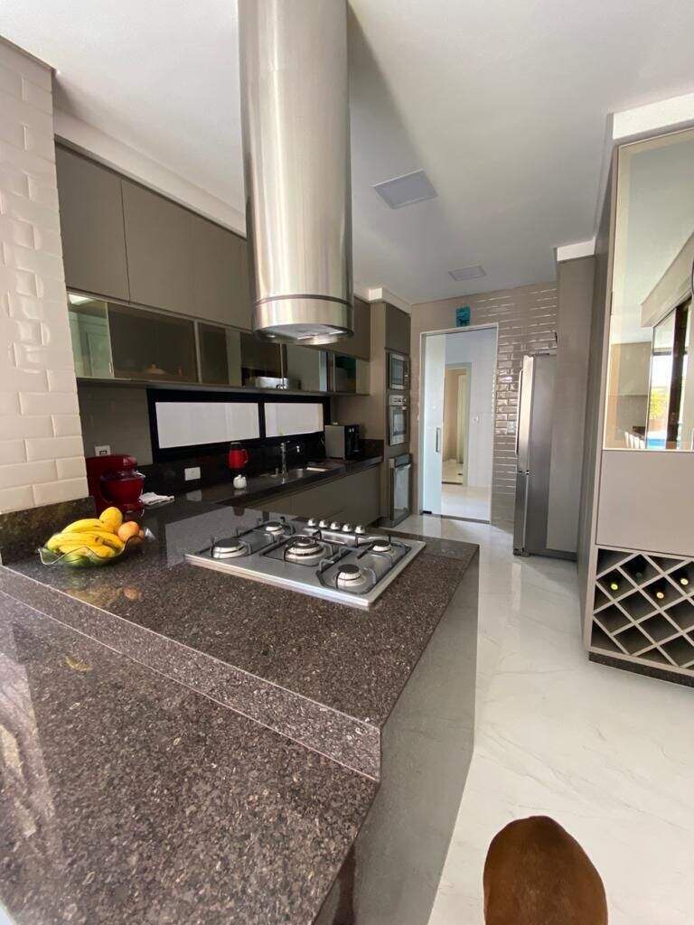 Casa de Condomínio com 4 quartos à venda, 302m² — foto 17 de 25