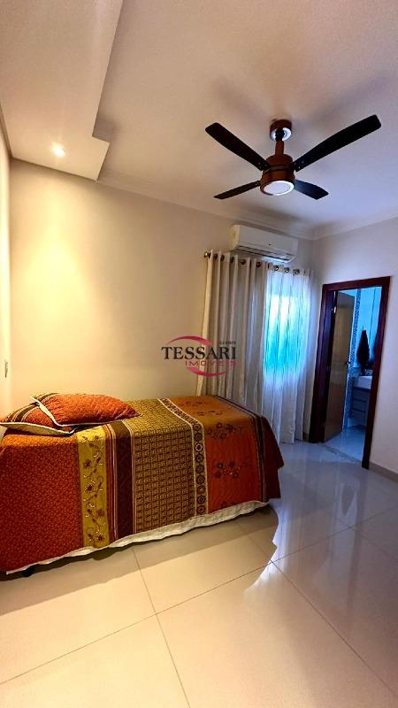 Casa de Condomínio com 3 quartos à venda, 190m² — foto 16 de 30
