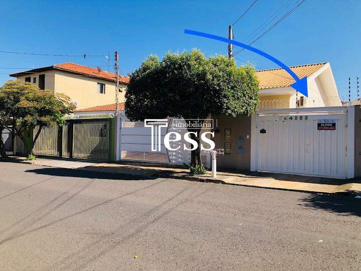 Casa com 2 quartos para aluguel, 70m² — foto 1 de 24