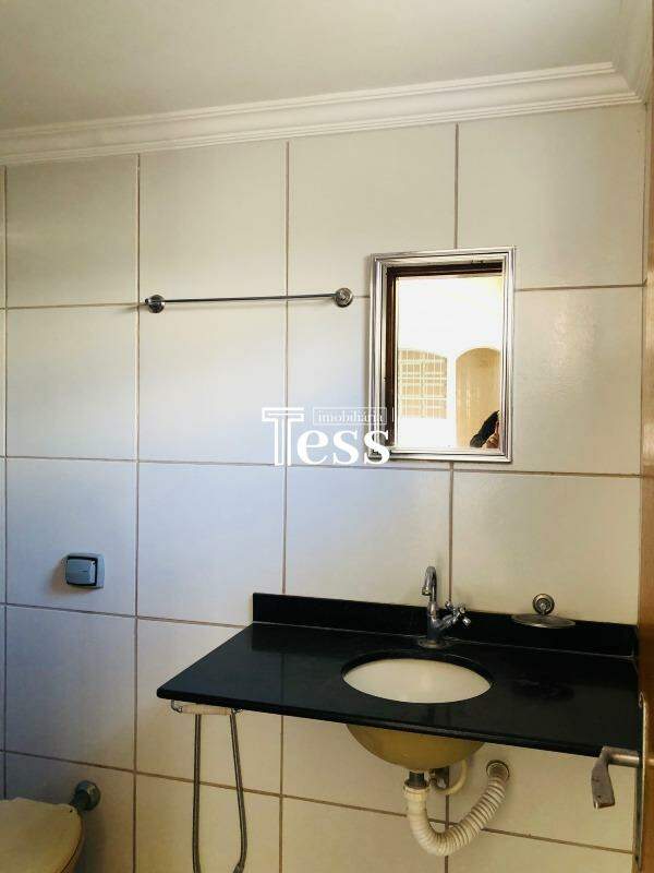 Casa com 2 quartos para aluguel, 70m² — foto 17 de 24