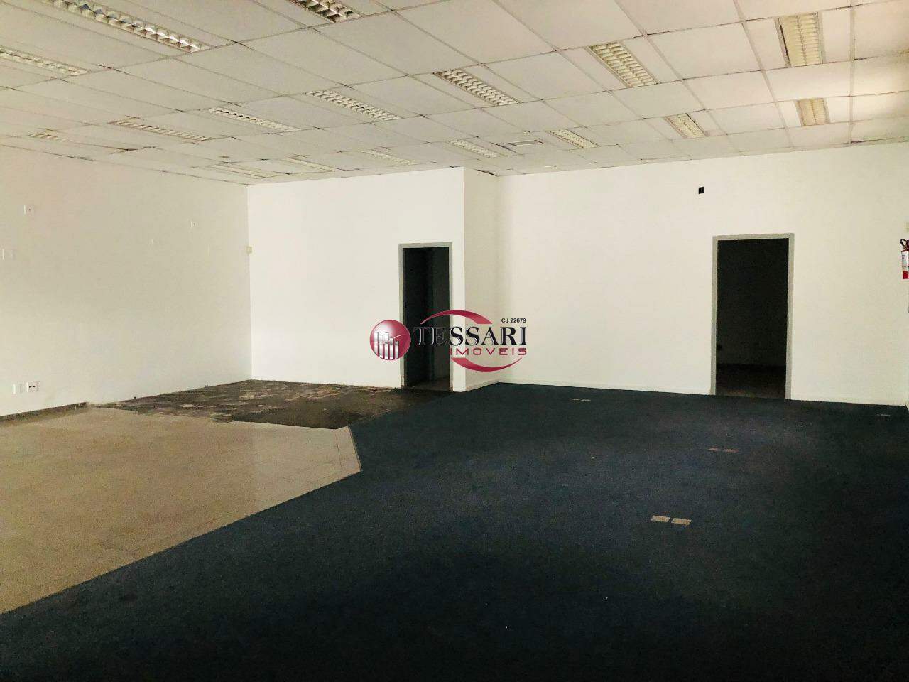 Loja / Salão / Ponto Comercial com 3 quartos para aluguel, 238m² — foto 5 de 9