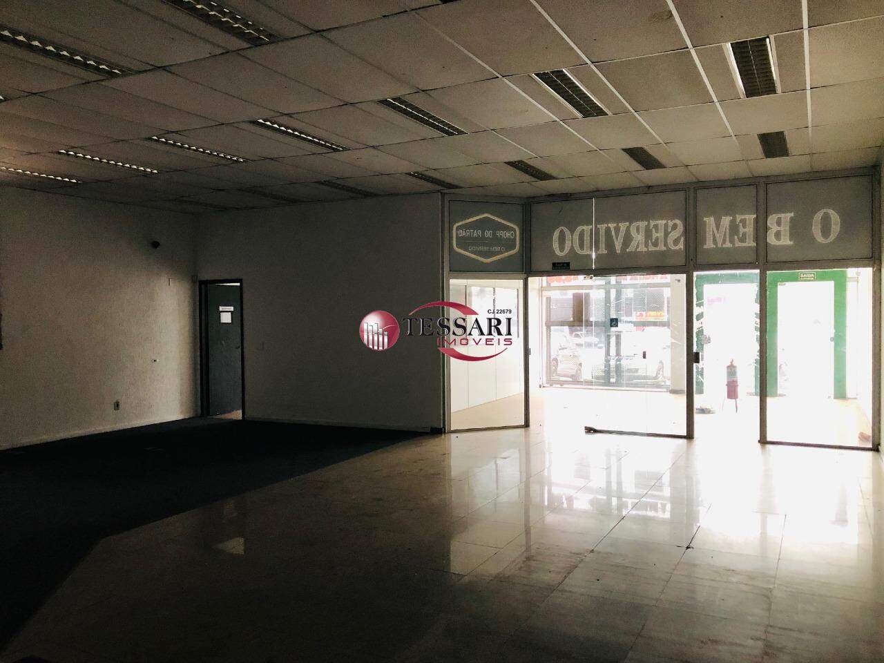 Loja / Salão / Ponto Comercial com 3 quartos para aluguel, 238m² — foto 3 de 9