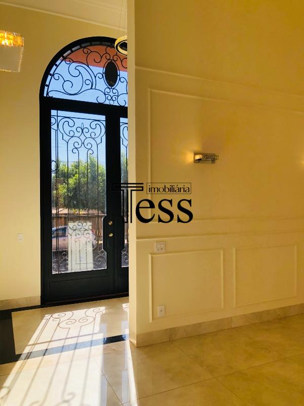 Casa de Condomínio com 3 quartos à venda, 388m² — foto 2 de 30