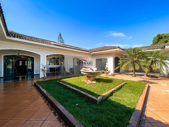 Casa com 8 quartos para aluguel, 1104m² — foto 21 de 26