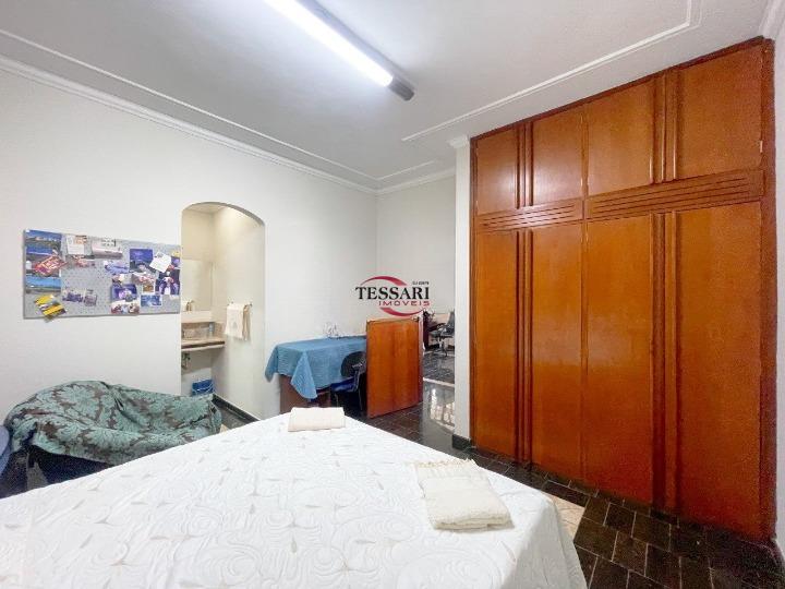 Casa com 8 quartos para aluguel, 1104m² — foto 7 de 26
