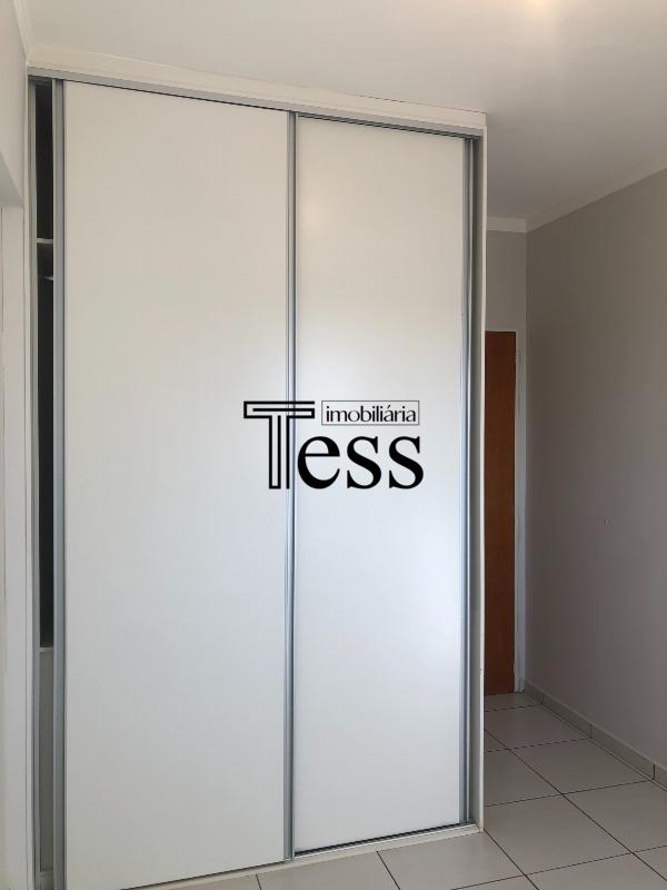 Apartamento com 2 quartos à venda, 70m² — foto 5 de 12