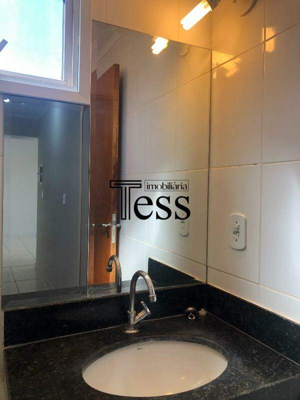 Apartamento com 2 quartos à venda, 70m² — foto 8 de 12