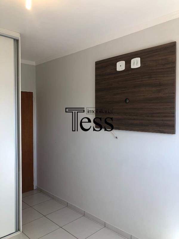 Apartamento com 2 quartos à venda, 70m² — foto 6 de 12