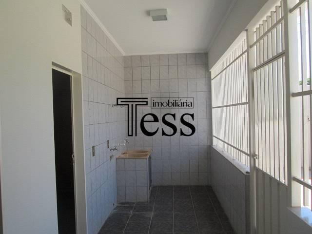 Casa com 4 quartos para aluguel, 300m² — foto 26 de 29