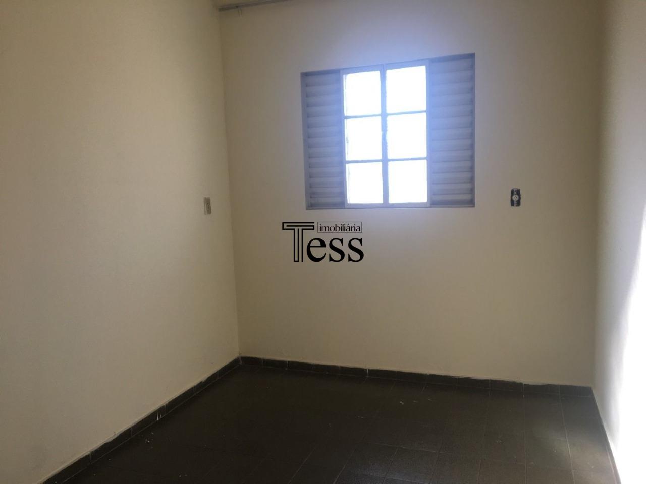 Casa com 4 quartos para aluguel, 220m² — foto 20 de 28