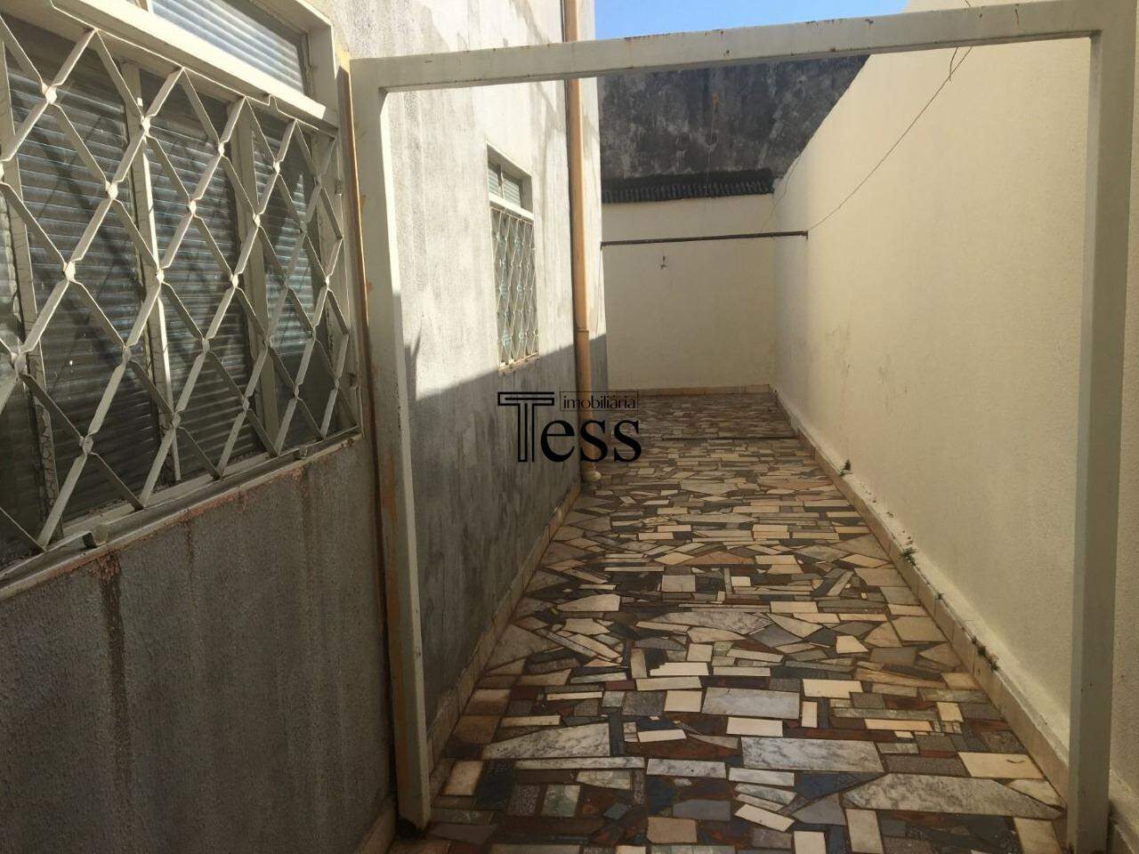 Casa com 4 quartos para aluguel, 220m² — foto 28 de 28