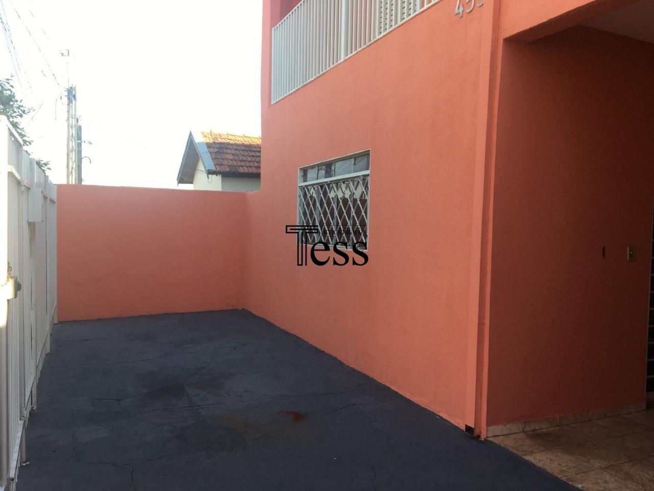 Casa com 4 quartos para aluguel, 220m² — foto 3 de 28