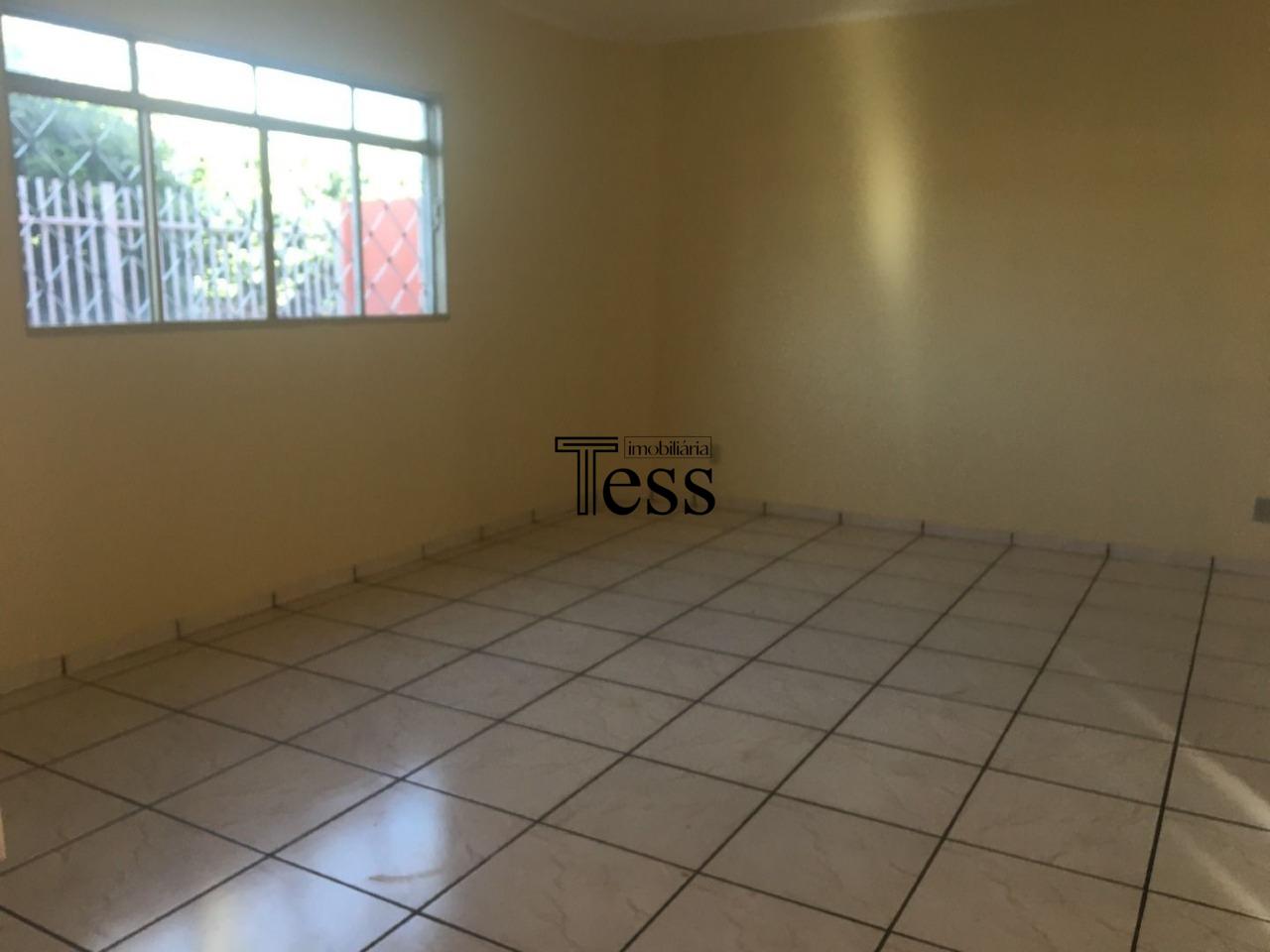 Casa com 4 quartos para aluguel, 220m² — foto 6 de 28