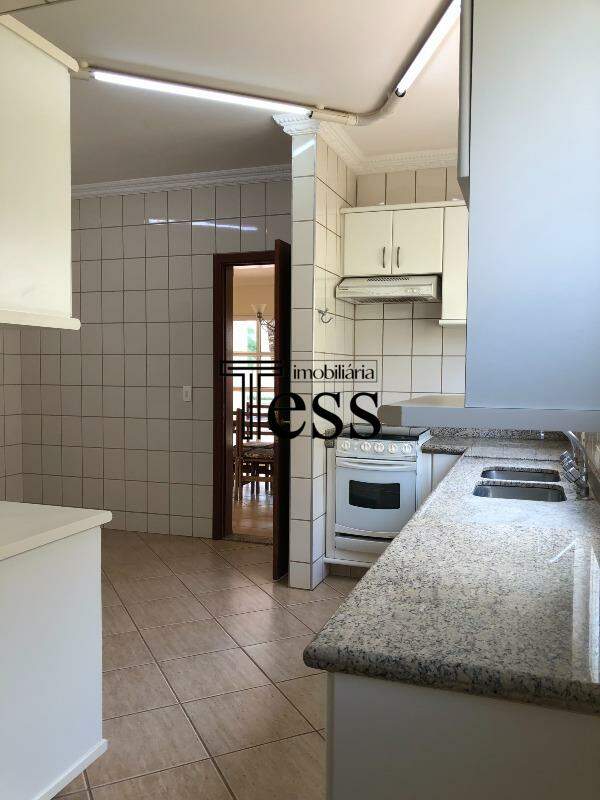 Casa de Condomínio com 4 quartos à venda, 446m² — foto 11 de 29