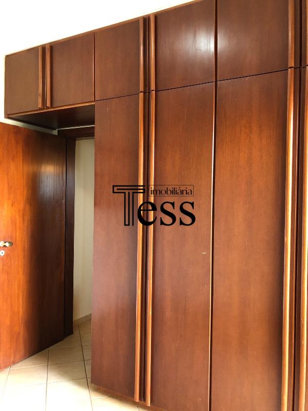 Casa de Condomínio com 4 quartos à venda, 446m² — foto 17 de 29